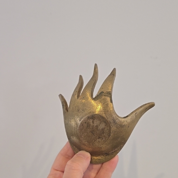 Vintage Mid Century Brass Hand Ashtray Walter Bosse Style - Picture 4 of 7